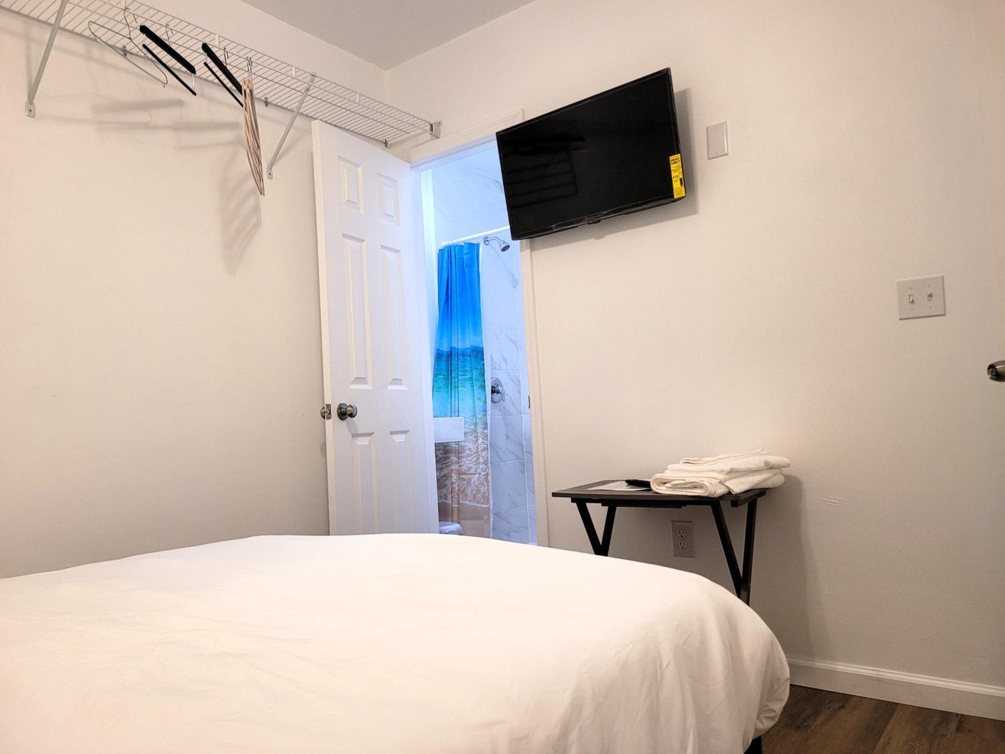 One Room In A Renovated Duplex House Near Fsu Tallahassee Eksteriør billede